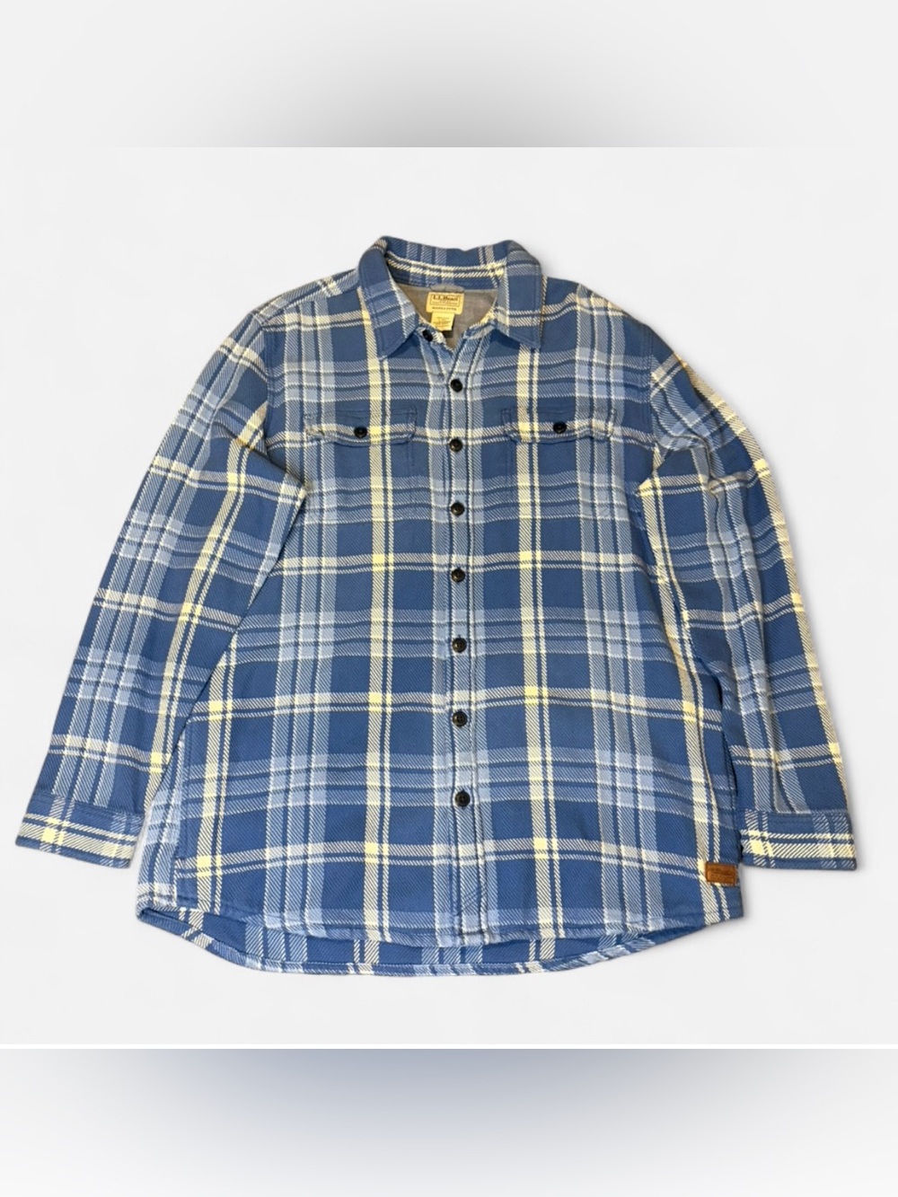 L.L Bean Mens Large Blue Flannel Thick Plaid Longsleeve Collared Slightly Fitted